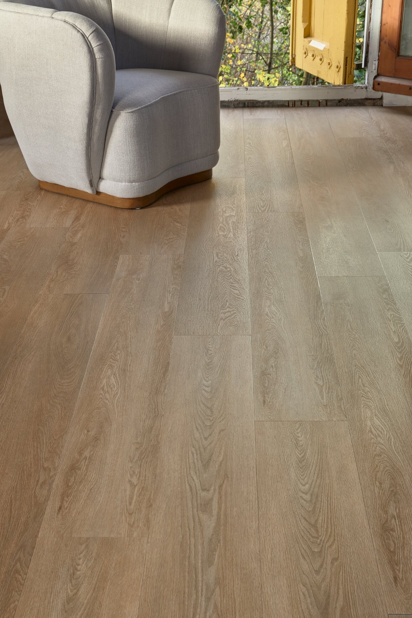 Interieur mit einem Long Island PVC-Boden von Rivièra Maison Flooring