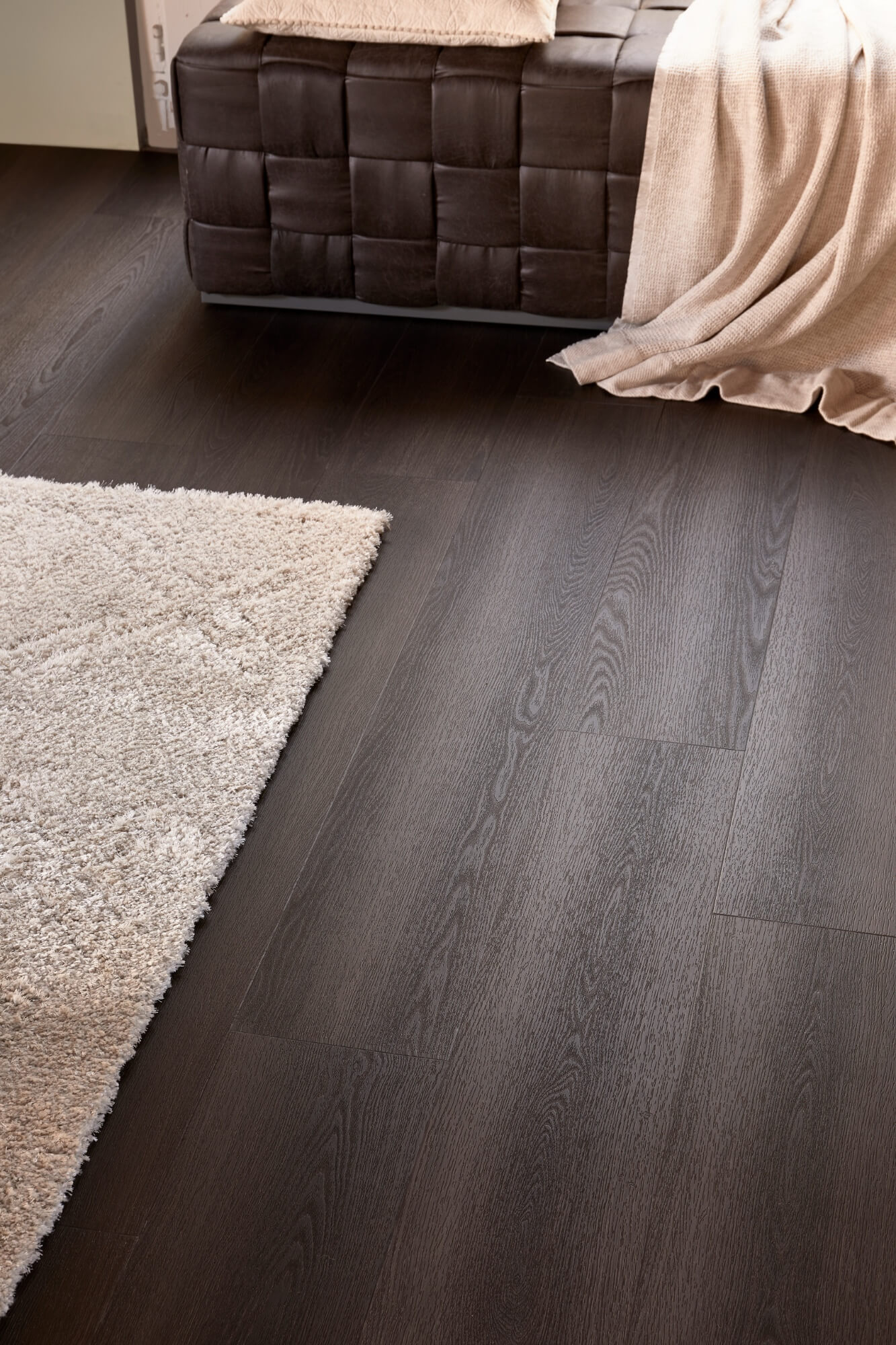 Interieur mit einem Long Island PVC-Boden von Rivièra Maison Flooring