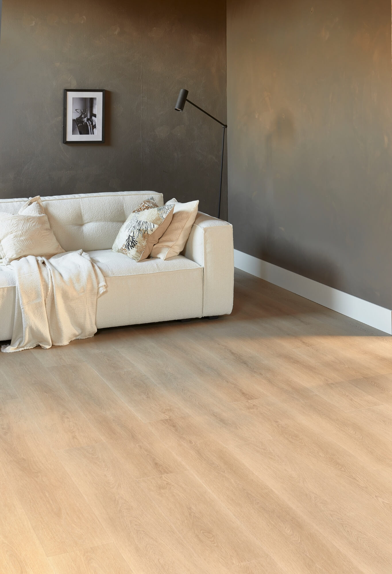 Interieur mit einem Long Island PVC-Boden von Rivièra Maison Flooring